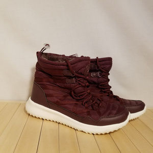 Champion Lined Sneakers